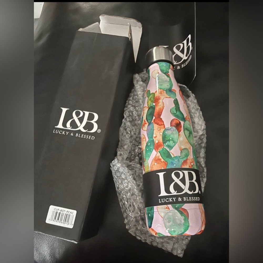 L&B's Cactus Insulated Leak
Proof Metal Water Bottle, NIB